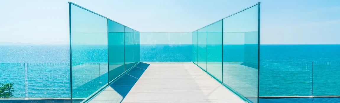 Customized Glass Pool Fence Repair Services in Thornhill